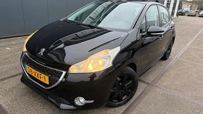Gebruikt 2012 Peugeot 208 Hatchback | € 3.450 (Eerlijke prijs)