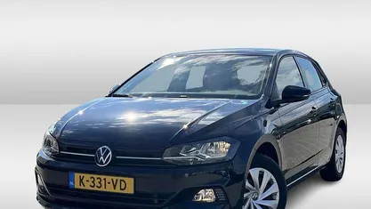 Zwart (metallic) Occasion 2021 VW Polo Comfortline Hatchback | € 16.450 (Goede deal)