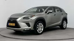 Bruin Gebruikt 2021 Lexus NX300h Luxury Line SUV | € 39.445 (Eerlijke prijs)