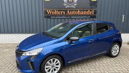 Occasion 2025 Renault Clio V Esprit Alpine Hatchback | € 20.950 (Goede deal)