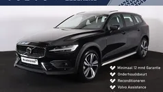 Gebruikt 2023 Volvo V60 CC Ultimate Stationwagen | € 47.900 (Super prijs)