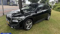 Zwart Gebruikt 2019 BMW X1 Executive SUV | € 21.900 (Eerlijke prijs)