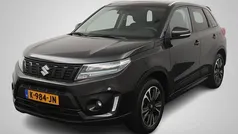 Gebruikt 2021 Suzuki Vitara Style SUV | € 22.950 (Eerlijke prijs)