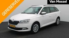 Wit Gebruikt 2021 Skoda Fabia Ambition Hatchback | € 12.400 (Eerlijke prijs)