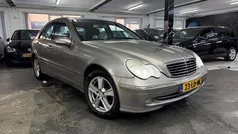 Grijs Gebruikt 2002 Mercedes C200 Elegance Sedan | € 2.250 (Goede deal)
