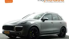 Grijs Gebruikt 2015 Porsche Cayenne Chrono SUV | € 29.900 (Eerlijke prijs)