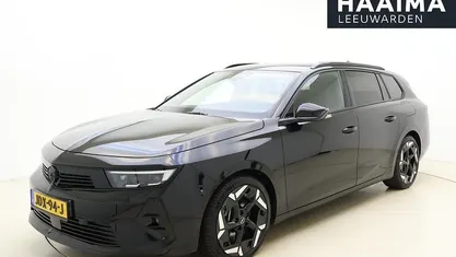 Zwart Gebruikt 2024 Opel Astra GSe Stationwagen | € 32.950 (Eerlijke prijs)