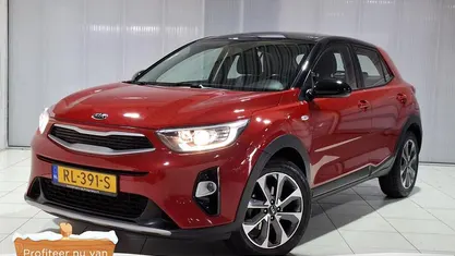 Rood Gebruikt 2018 Kia Stonic SUV | € 14.749 (Eerlijke prijs)