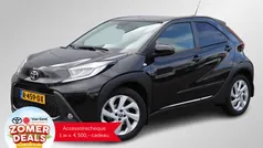 Zwart Gebruikt 2022 Toyota Aygo Hatchback | € 20.999 (Eerlijke prijs)