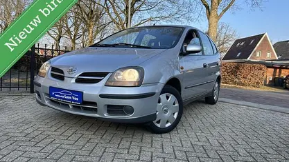 Occasion Nissan Almera Tino 114 PK (83 kW) 2003 Grijs MPV