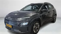 Gebruikt 2022 Hyundai Kona Premium SUV | € 25.940 (Eerlijke prijs)