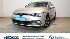 Gebruikt 2023 VW Golf VIII Move Sedan | € 27.639 (Eerlijke prijs)