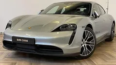 Gebruikt 2021 Porsche Taycan 4S Sedan | € 59.944 (Super prijs)