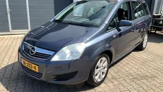 Blauw Gebruikt 2008 Opel Zafira Essentia MPV | € 3.250 (Eerlijke prijs)