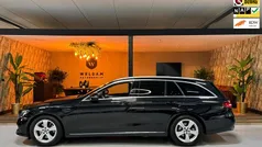 Zwart Gebruikt 2017 Mercedes E200 Avantgarde Stationwagen | € 26.985 (Eerlijke prijs)