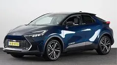 Gebruikt 2025 Toyota C-HR Executive SUV | € 42.945 (Eerlijke prijs)