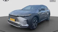 Grijs metallic Gebruikt 2025 Toyota bZ4X Active SUV | € 39.850 (Super prijs)