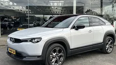 Gebruikt 2020 Mazda MX30 Edition SUV | € 12.945 (Eerlijke prijs)