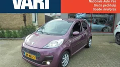 Paars Gebruikt 2012 Peugeot 107 Envy Hatchback | € 4.499 (Eerlijke prijs)