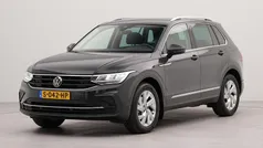 Grijs Gebruikt 2022 VW Tiguan Elegance SUV | € 32.950 (Eerlijke prijs)