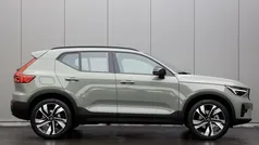 , metallic lak Gebruikt 2024 Volvo XC40 SUV | € 41.945 (Super prijs)