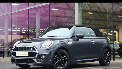 Grijs Occasion 2020 Mini John Cooper Works Cabriolet Cabriolet | € 32.950 (Eerlijke prijs)
