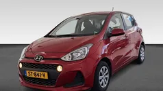Rood Gebruikt 2018 Hyundai i10 Comfort Hatchback | € 10.240 (Eerlijke prijs)
