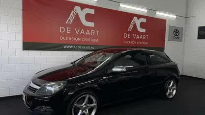 Occasion Opel Astra GTC Enjoy 105 PK (77 kW) 2005 Hatchback
