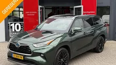 Groen Gebruikt 2024 Toyota Highlander Premium SUV | € 70.990 (Goede deal)