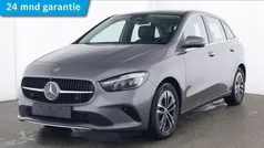 Grijs, metallic lak Gebruikt 2023 Mercedes B250 Progressive MPV | € 38.945 (Eerlijke prijs)
