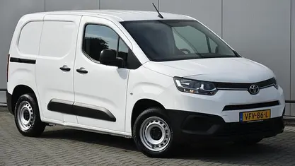 Occasion 2020 Toyota Proace City City MPV | € 8.995 (Goede deal)