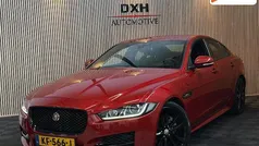 Rood Gebruikt 2016 Jaguar XE R-Sport Sedan | € 14.940 (Eerlijke prijs)