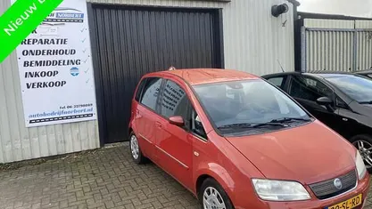 Rood Gebruikt 2006 Fiat Idea Dynamic MPV | € 1.600 (Eerlijke prijs)