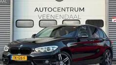 Zwart Gebruikt 2018 BMW 120 Executive Hatchback | € 18.950 (Goede deal)