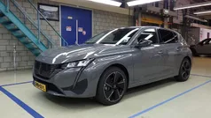 Gebruikt 2024 Peugeot e-308 Allure Hatchback | € 29.095 (Super prijs)