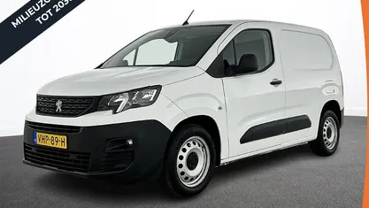 Wit Occasion 2020 Peugeot Partner Premium MPV | € 12.890 (Goede deal)