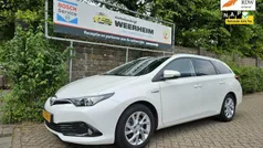 Gebruikt 2016 Toyota Auris Hybrid Hatchback | € 15.450 (Eerlijke prijs)