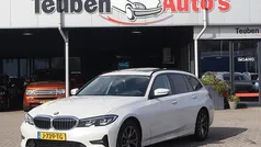 Gebruikt 2020 BMW 320 Executive Stationwagen | € 29.895 (Eerlijke prijs)