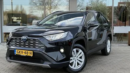Occasion 2023 Toyota RAV4 Style SUV | € 38.850 (Eerlijke prijs)
