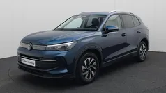 Blauw Gebruikt 2024 VW Tiguan Life SUV | € 41.440 (Super prijs)