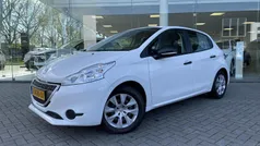Wit Gebruikt 2014 Peugeot 208 Access Hatchback | € 4.950 (Eerlijke prijs)