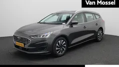 Grijs Gebruikt 2022 Ford Focus Style Stationwagen | € 16.900 (Goede deal)