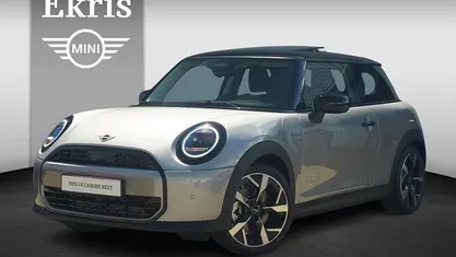 Occasion 2024 Mini Cooper Classic Hatchback | € 32.900 (Eerlijke prijs)