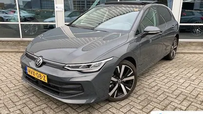 Occasion 2025 VW Golf VIII Edition Hatchback | € 32.695 (Goede deal)
