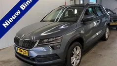 Grijs, metallic lak Gebruikt 2020 Skoda Karoq Business Line SUV | € 23.945 (Eerlijke prijs)