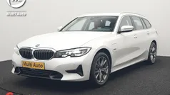 Gebruikt 2022 BMW 320e Sport Line Stationwagen | € 25.240 (Super prijs)