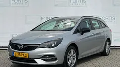 Grijs Gebruikt 2021 Opel Astra Edition Stationwagen | € 13.700 (Eerlijke prijs)
