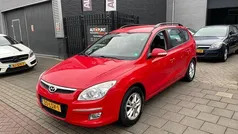 Rood Gebruikt 2010 Hyundai i30 Style Stationwagen | € 2.499 (Eerlijke prijs)