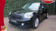 Zwart (metallic) Gebruikt 2019 Mini Cooper Countryman Chili SUV | € 23.950 (Goede deal)