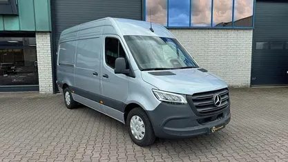 Occasion Mercedes Sprinter 192 PK (141 kW) 2024 Zilver Van